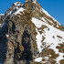 Deux alpinistes poursuivent sur les arêtes de Bédina